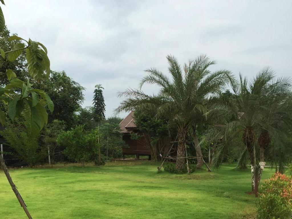 Burilamplai Resort Thung Yai Exterior photo