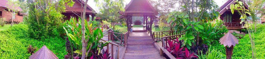 Burilamplai Resort Thung Yai Exterior photo